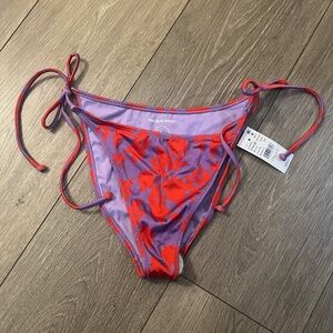 NWT Pacsun Floral Bikini Bottom. Size L. BOTTOMS ONLY